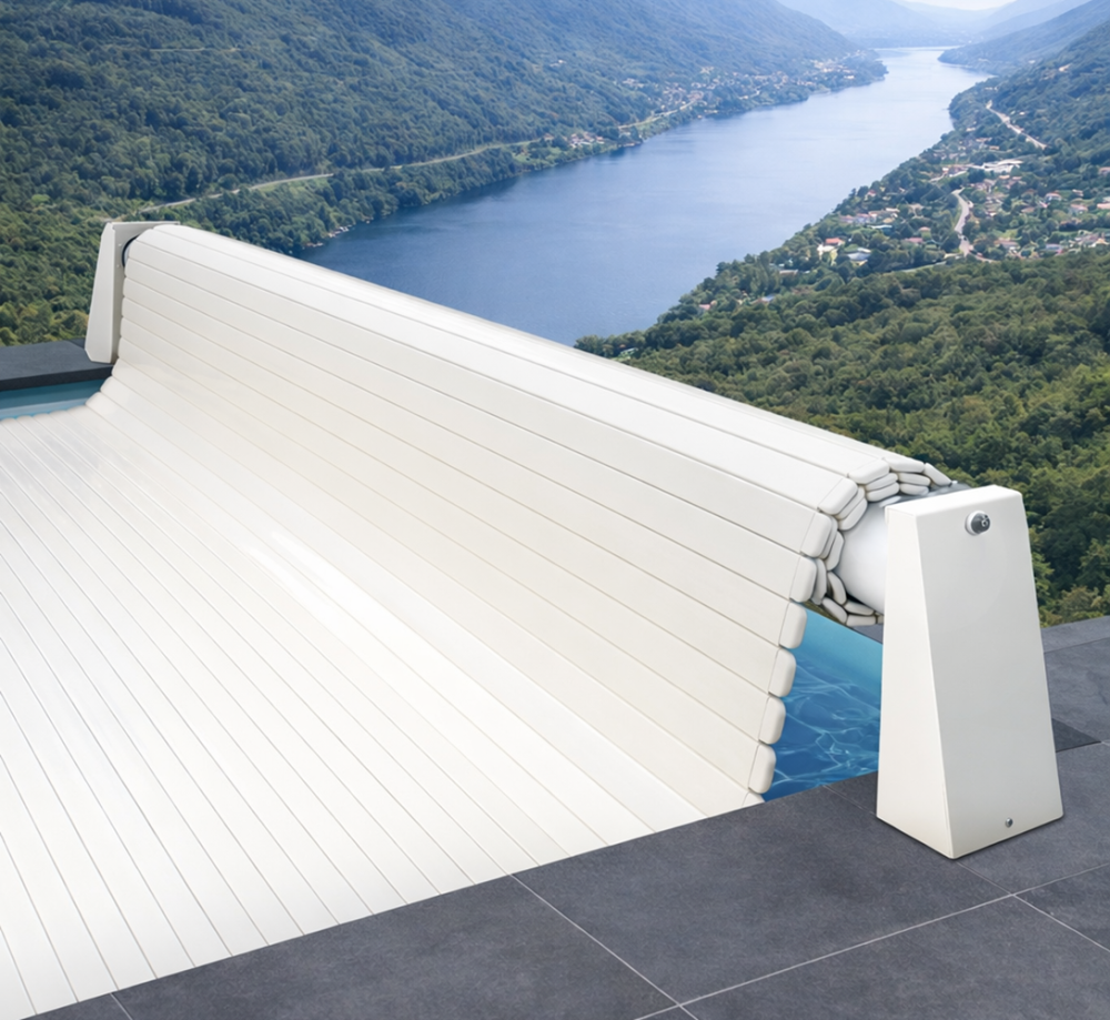 Rollabdeckung Rolleasy elektrisch Polycarbonat Solarlamellen